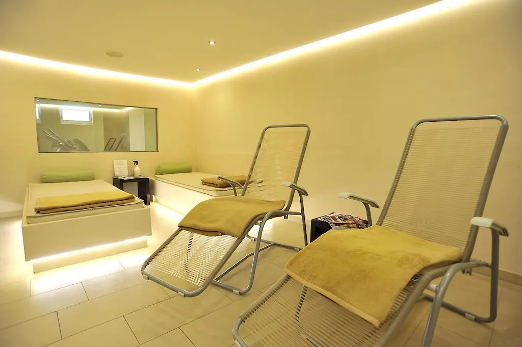 ****  Hotel Olymp Munich Eching  Německo